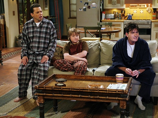 'Two and a Half Men' Ekranlara Veda Ediyor