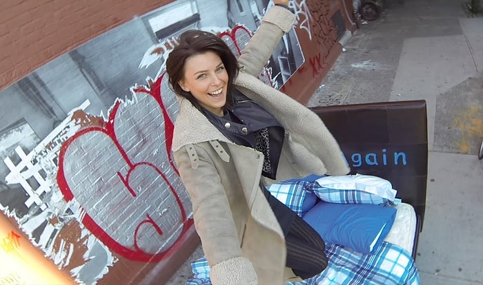 New York Sokaklarında Çocukluğunu Yeniden Yaşayan İnsanlar