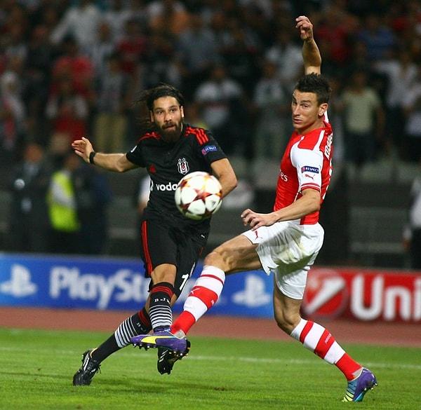 9. 0-0 biten Beşiktaş-Arsenal maçında Olcay'ın az farkla kaçan plasesi