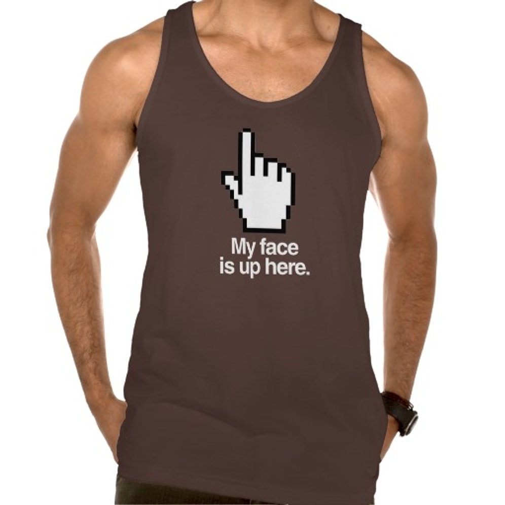 Kadınların Göğüsleriyle Yaşadığı Sorunları Erkekler Daha Aşağıdaki "Yuvarlaklar" İle Yaşasaydı Olabilecek 13 Şey