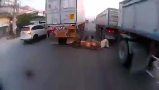 Ölümün Dalga Geçtiği Adam