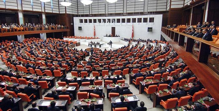 Meclis'te Tapeli 'Çevre Dostu Not Defteri'ne İnceleme