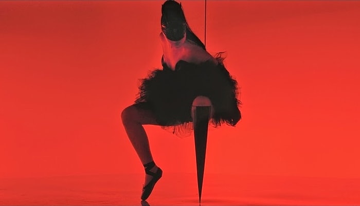 Dünyanın İlk Biyonik Pop Sanatçısı | Viktoria Modesta