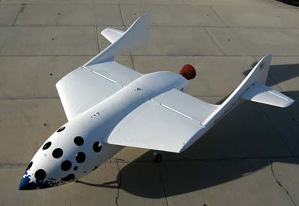 41. SpaceShipOne ilk süper-sonik uçuşu gerçekleştirdi.