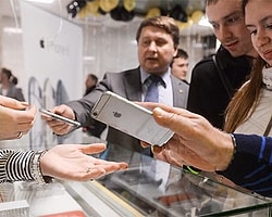 Apple, Rusya Satışlarını Durdurdu