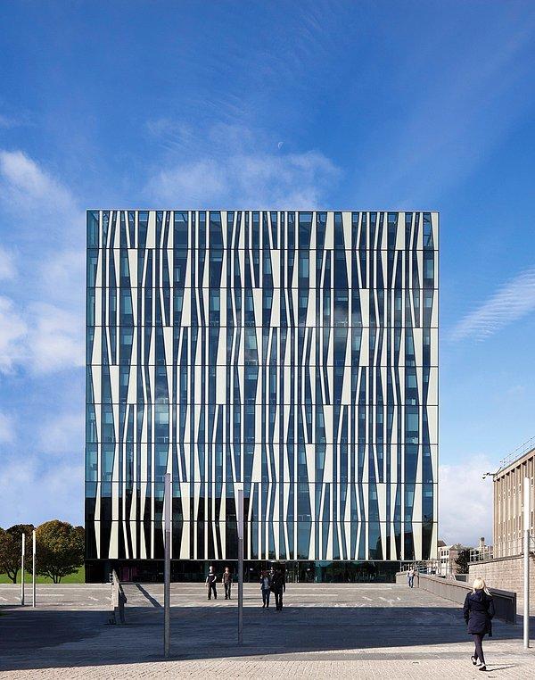 2. Sir Duncan Rice Kütüphanesi (Aberdeen Üniversitesi), İskoçya