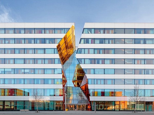 15. Здание Ericsson