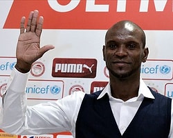 Eric Abidal Yeşil Sahalara Veda Etti