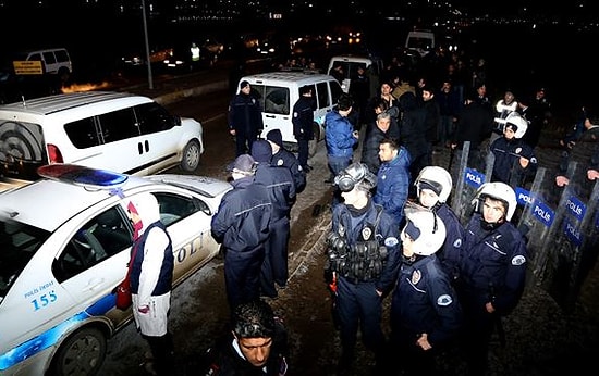 Öğrenci Kavgasına Polis Müdahalesi: 3 Yaralı, 30 Gözaltı
