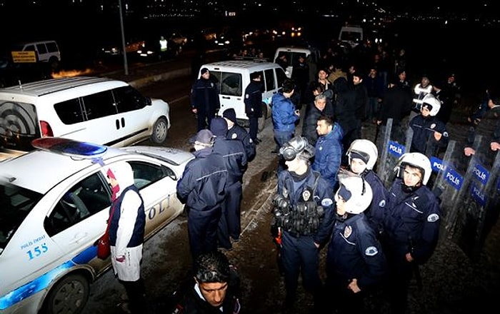 Öğrenci Kavgasına Polis Müdahalesi: 3 Yaralı, 30 Gözaltı