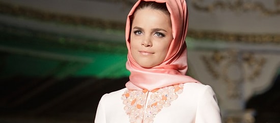 Siyasete İyice Isınan Tuğçe Kazaz'a 15 Alternatif Siyasi Söylem