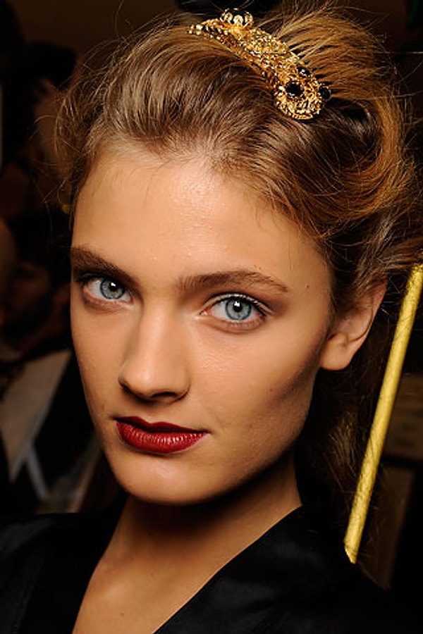 4. Женитесь на девушке, у которой горят глаза, когда она рассказывает вам о своих планах и амбициях.