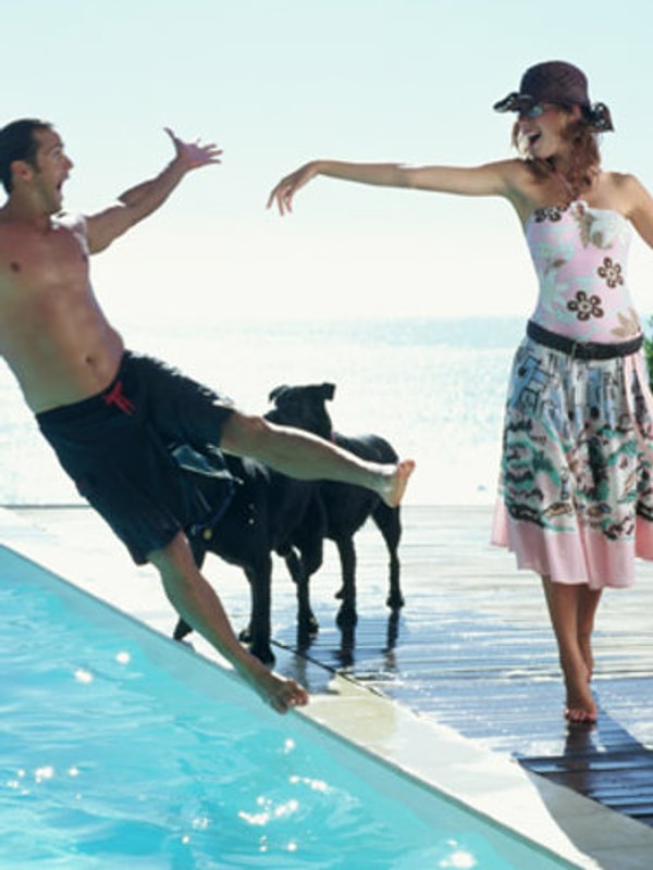 6. Женитесь на девушке, с которой вы развиваетесь в лучшую сторону, и которая может подтолкнуть вас при необходимости к принятию решения.