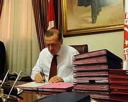 Erdoğan'dan 2 Kanuna Onay