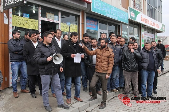 Ağrı Belediyesi’nde İşten Çıkarılan 156 İşçiden Basın Açıklaması