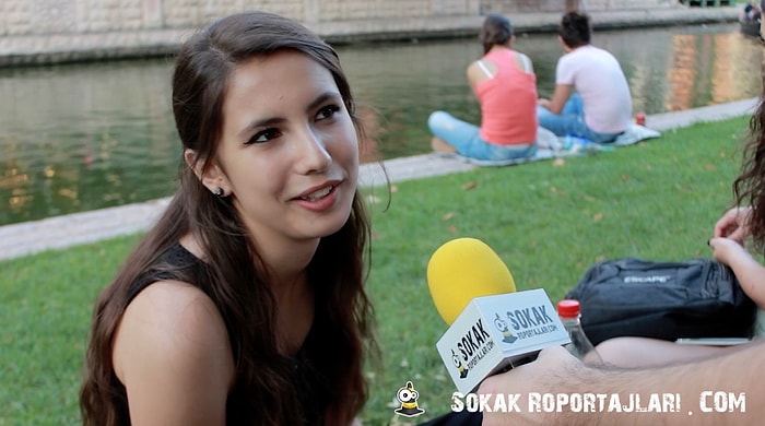 Sokak Röportajları: Bir Turiste Öğreteceğiniz İlk Türkçe Kelime Ne Olurdu?