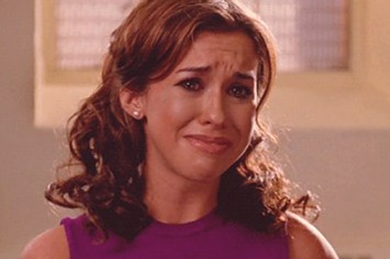 Yakın Arkadaşı Nişanlanan Bir Kadının Aklından Geçen 47 Düşünce