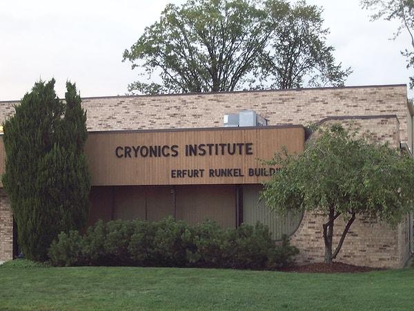 1970'lere doğru: Cryonics yayılıyor!