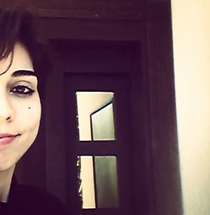 Türkü Şapçı Yazar Profil Resmi
