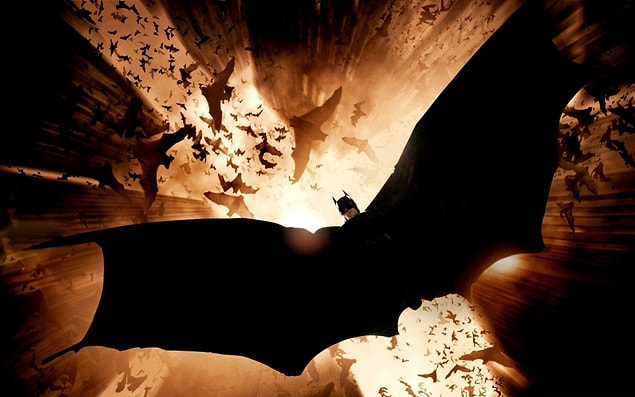 10. Batman Begins (Batman Başlıyor - 2005) - NOLAN