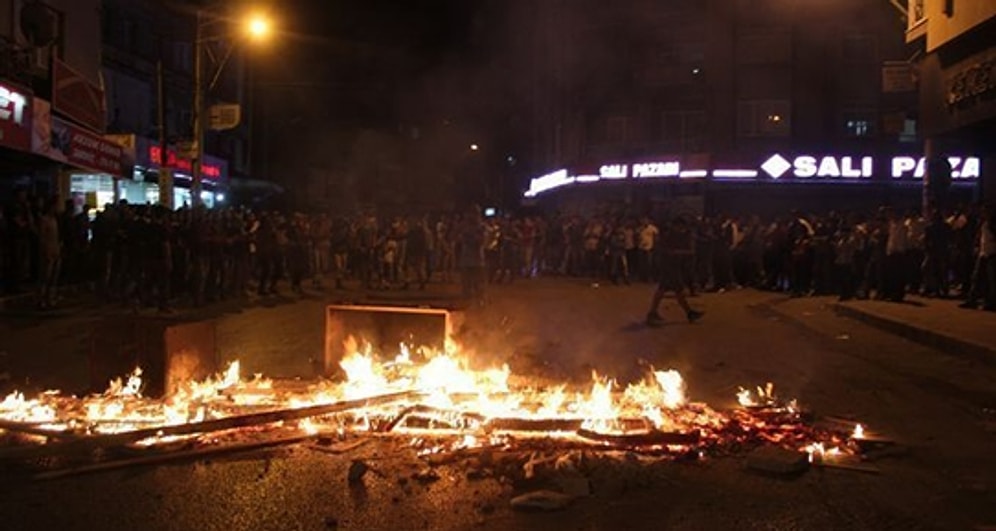 İzmir'de, Kobani Eylemcisini Linç Eden Herkes Serbest