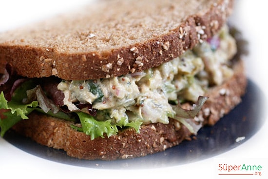 Ton Balıklı Sandviç Tarifi