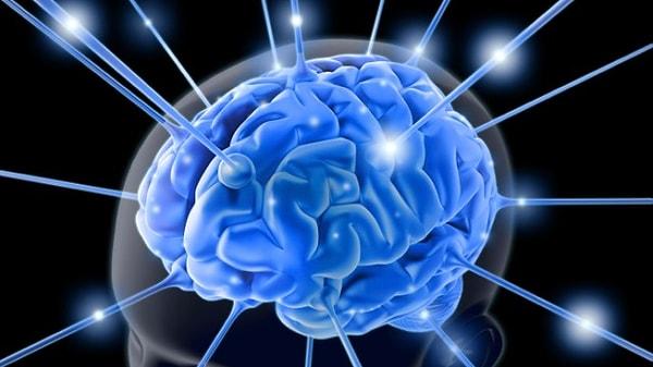 14. İnsan beyni oldukça fazla enerji üretir. Uyuyan bir beyin 25 watt'lık bir ampulü çalıştırabilir.