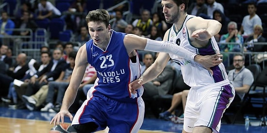 Anadolu Efes, Malaga'yı Devirdi