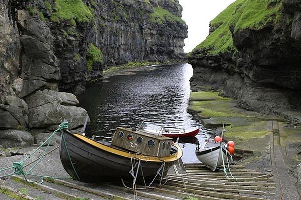 16. Faroe halkı kendilerini Danimarkalı olarak görmezler.