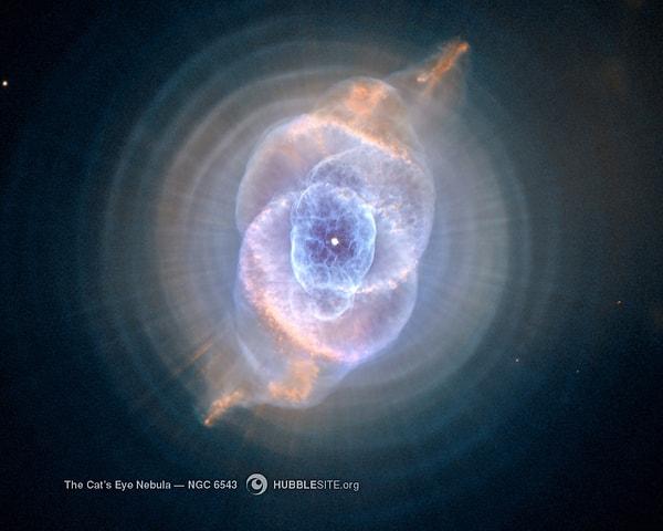4. Kedi Gözü Nebulası: "Gizemli Göz"