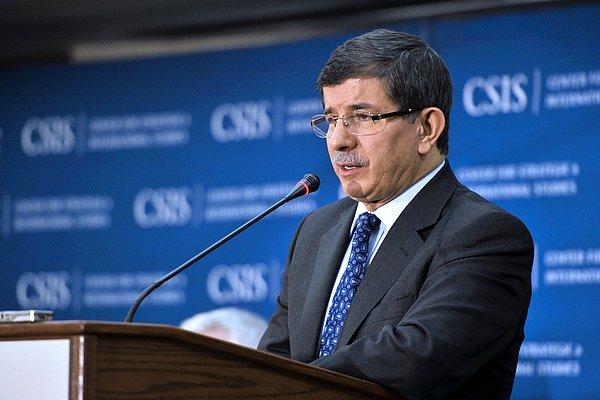 Ahmet Davutoğlu: 'Terörün Dini, Mezhebi Olmaz'
