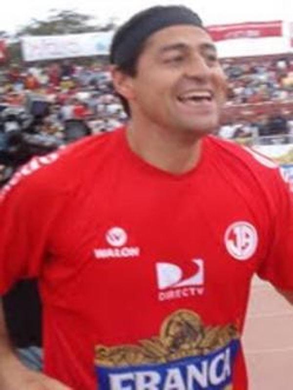 11. Sergio Ramón Ibarra - Cienciano del Cusco (435 maç 240 gol)