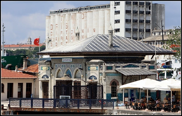 Osmanlı'nın Son Dönem Mimarlarından Vedat Tek ve 20 Etkileyici Eseri