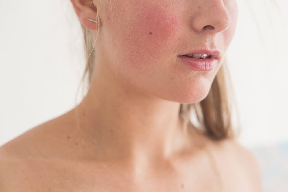 Danimarkalı Kadının 'İntikam Pornosu' Karşısında Verdiği "Çıplak" Mücadele