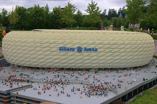 9. Allianz Arena