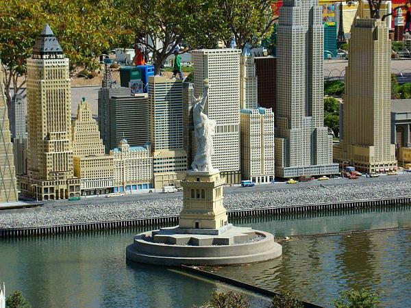 30. Lego Özgürlük Heykeli