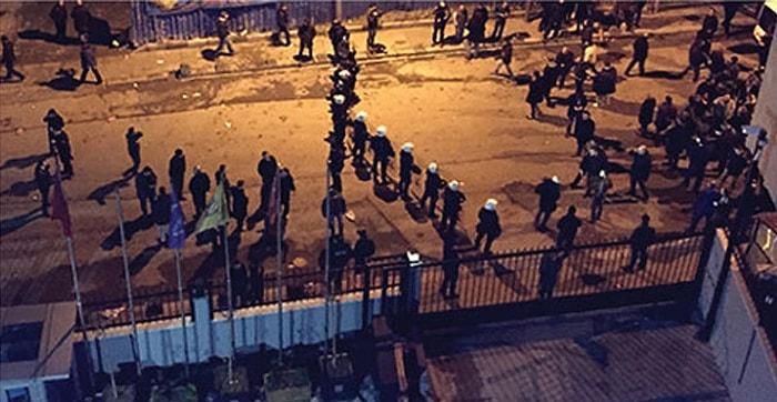 Yeni Akit Binasından, MHP'li Protestoculara Ateş Açıldı İddiası