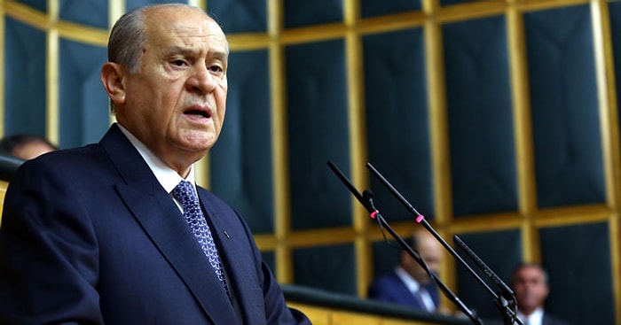 Devlet Bahçeli'den Saray'daki Törene Sert Eleştiri