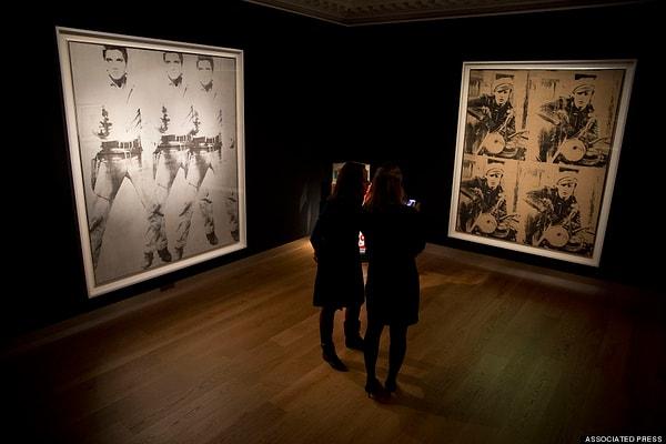 2- Four Marlons (Dört Marlon), Andy Warhol (1966): 69.6 milyon dolar.