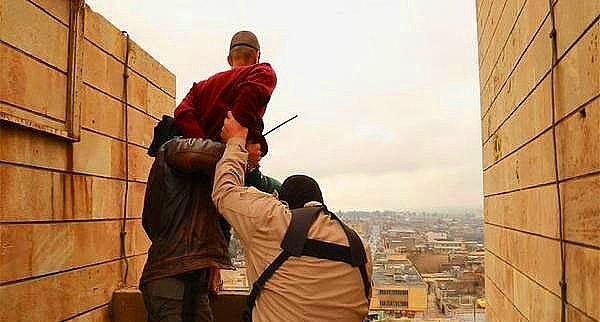 8. IŞİD 2 Eşcinseli Yüksek Binadan Atarak Öldürdü
