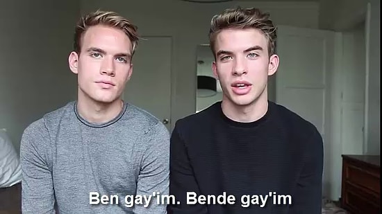 Babalarına Eşcinsel Olduklarını Açıkladıkları Anı Videoya Kaydeden İkizler