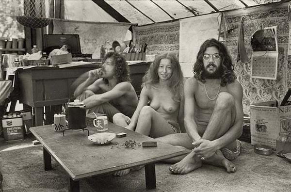 28. Bu topluluk Vietnam Savaşı'ndan bıkan ve bu nedenle Amerika'dan kaçan 13 hippi tarafından kuruldu.