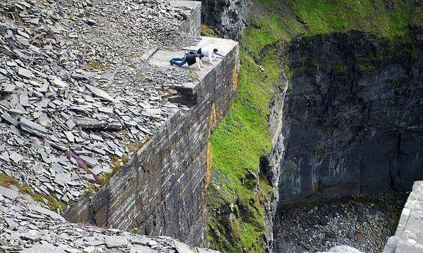 1. Moher Kayalıkları - İrlanda