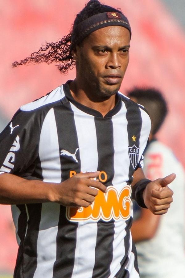 9. Ronaldinho