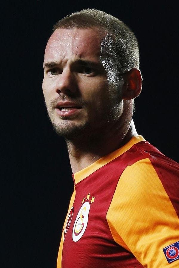 27. Wesley Sneijder