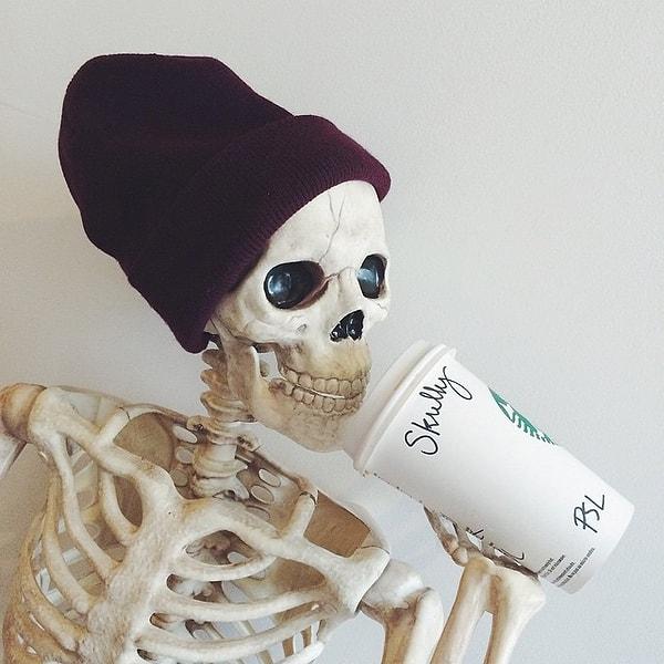 7. Kahvemi içmeden güne başlayamıyoruuuummm #Starbucks #kahve #whitemocha