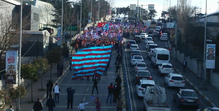 Trabzonspor Taraftarı TFF Binasına Yürüdü