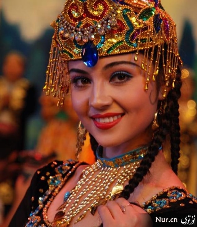 4. Torun Sahibi Olmuş Kadının Saçı