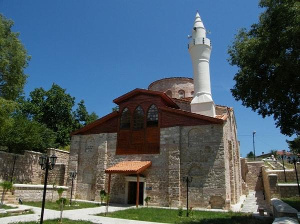 Küçük Ayasofya Kilisesi (Gazi Süleyman Paşa Camii)
