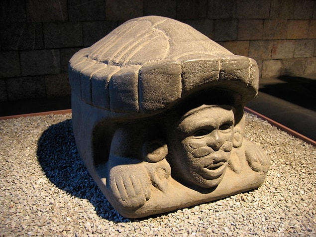18. Makuilksokhitl (Aztek Mitolojisi)